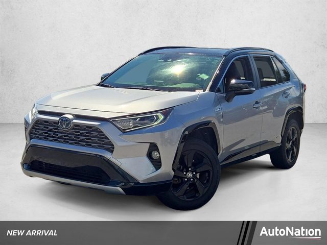 2019 Toyota RAV4 Hybrid XSE AWD photo