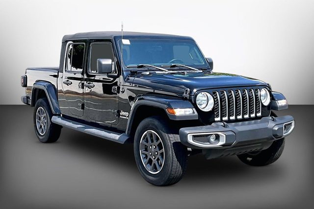 2020 Jeep Gladiator Overland 4WD photo