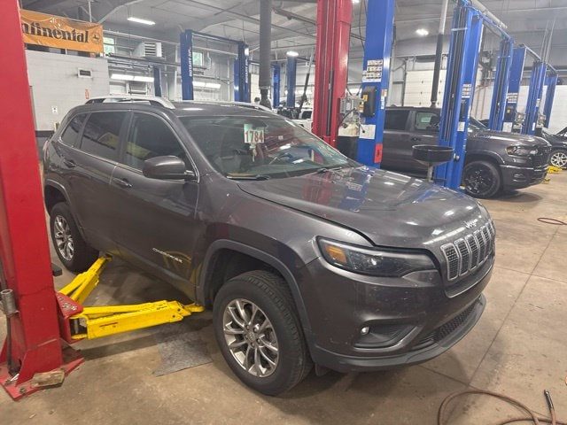 2020 Jeep Cherokee Latitude Plus 4WD photo