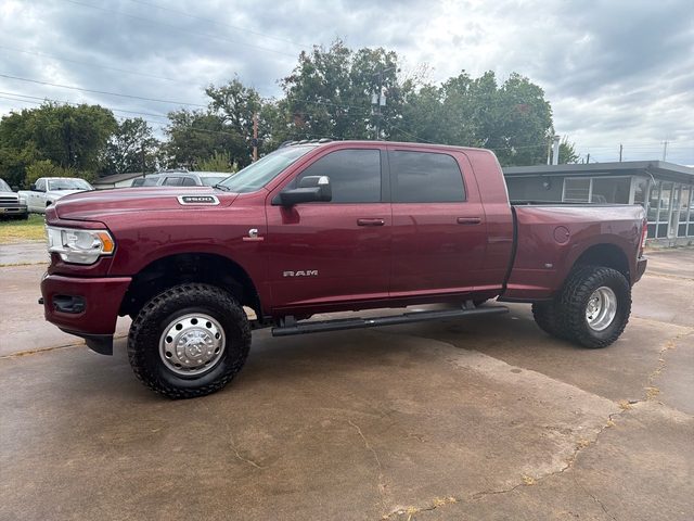 2019 Ram 3500 Big Horn 4WD photo