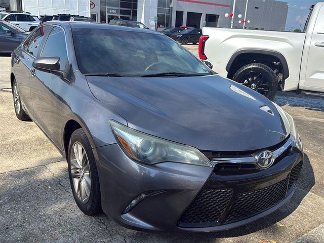 2017 Toyota Camry SE FWD photo