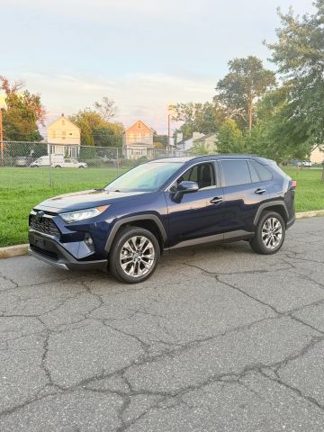 2019 Toyota RAV4 Limited AWD photo