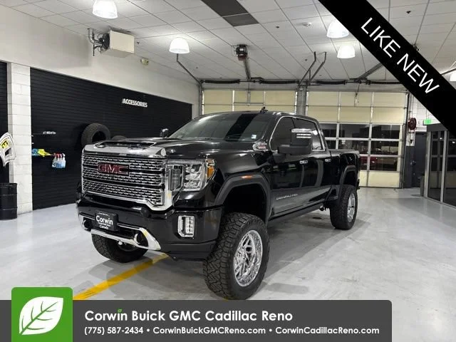 2020 GMC Sierra 2500HD Denali 4WD photo