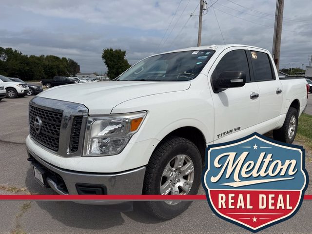 2018 Nissan Titan SV 4WD photo