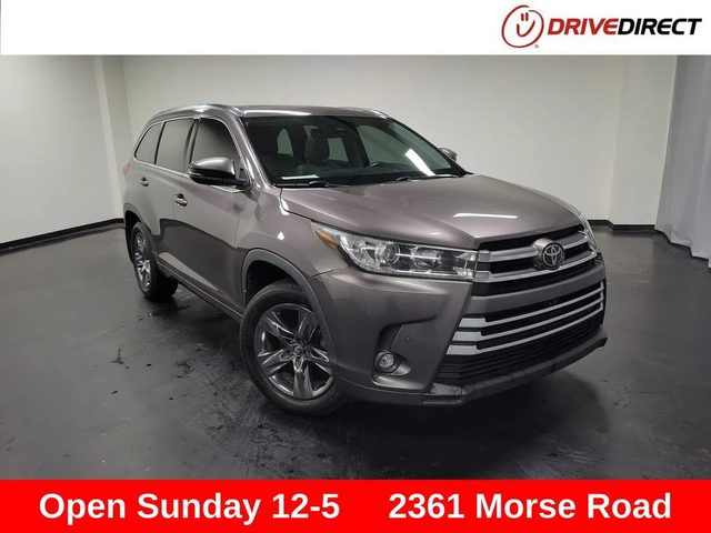 2019 Toyota Highlander Limited Platinum AWD photo
