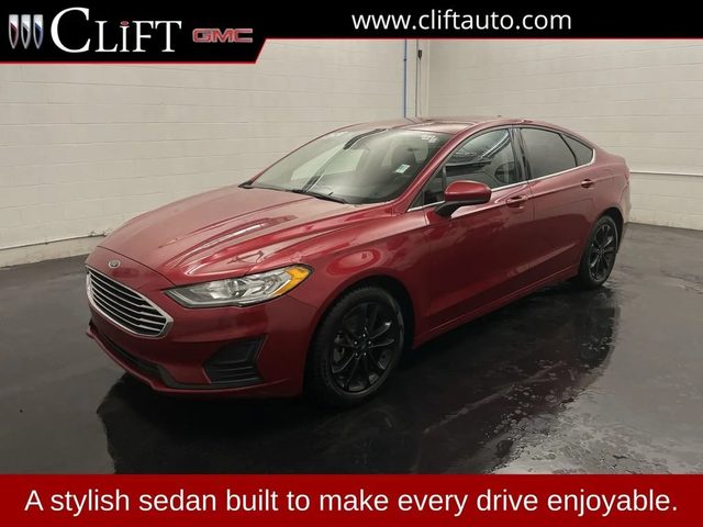 2020 Ford Fusion SE FWD photo