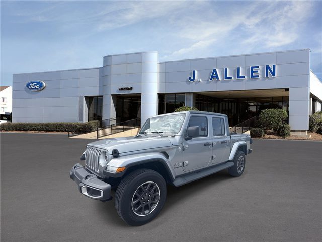 2020 Jeep Gladiator Overland 4WD photo