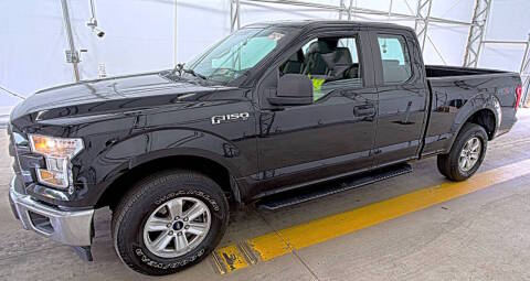 2017 Ford F-150 XL 4WD photo