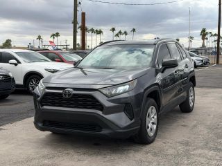2019 Toyota RAV4 LE AWD photo