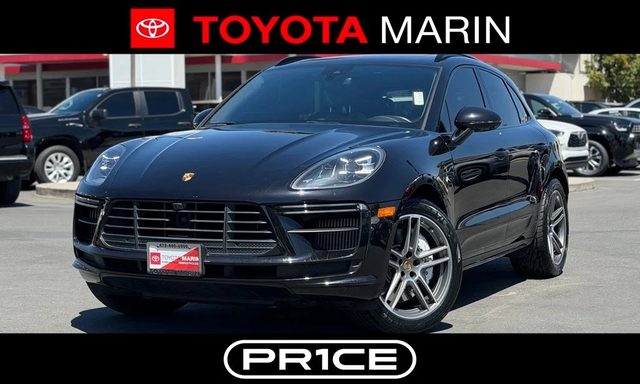 2020 Porsche Macan Turbo AWD photo