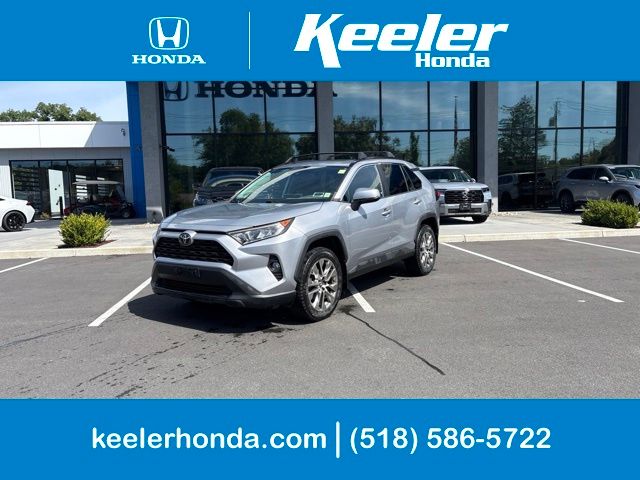 2019 Toyota RAV4 XLE Premium AWD photo