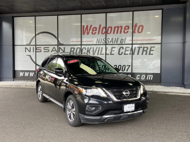 2019 Nissan Pathfinder S 4WD photo
