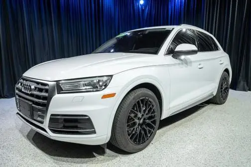 2019 Audi Q5 Premium AWD photo