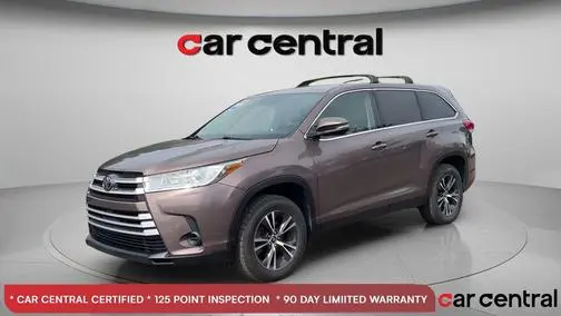 2019 Toyota Highlander LE FWD photo