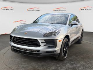 2020 Porsche Macan AWD photo
