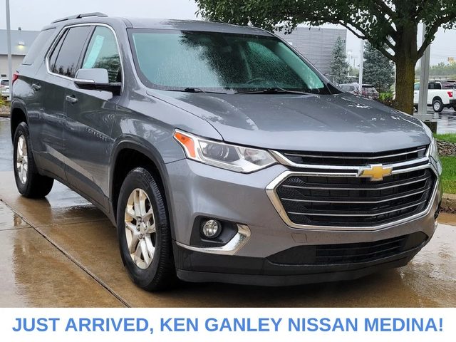 2020 Chevrolet Traverse LT Cloth AWD photo