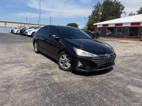 2020 Hyundai Elantra SEL FWD photo
