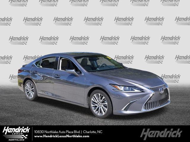 2020 Lexus ES ES 300h FWD photo