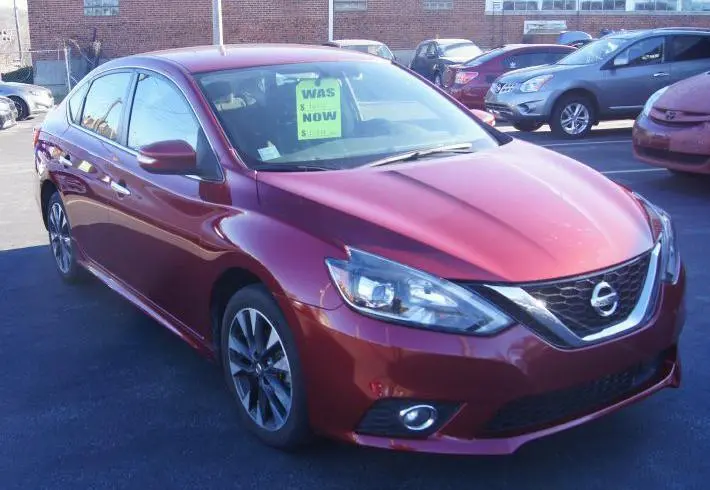 2019 Nissan Sentra SR FWD photo