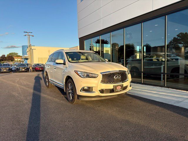 2016 Infiniti QX60  AWD photo