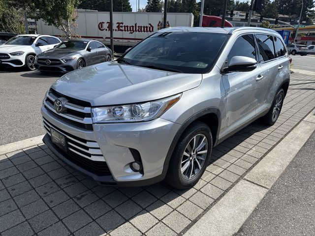 2019 Toyota Highlander XLE FWD photo
