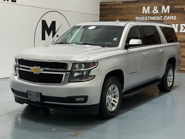 2019 Chevrolet Suburban LT 4WD photo