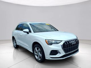2020 Audi Q3 Premium AWD photo