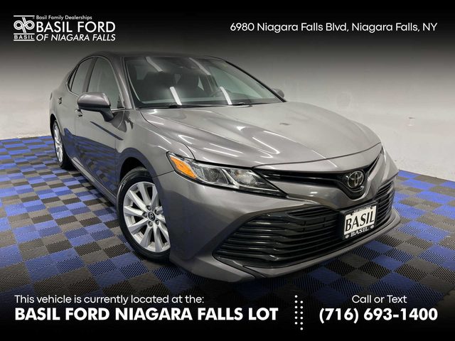 2020 Toyota Camry LE FWD photo