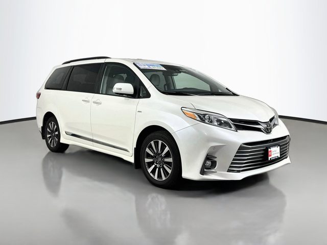 2020 Toyota Sienna Limited Premium AWD photo