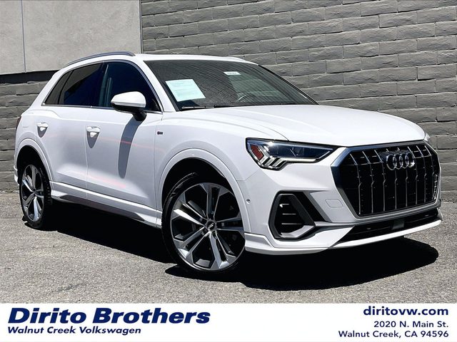 2020 Audi Q3 S line Prestige AWD photo