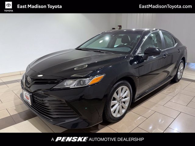 2019 Toyota Camry LE FWD photo