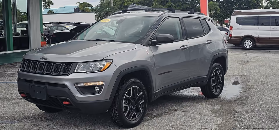 2019 Jeep Compass Trailhawk 4WD photo