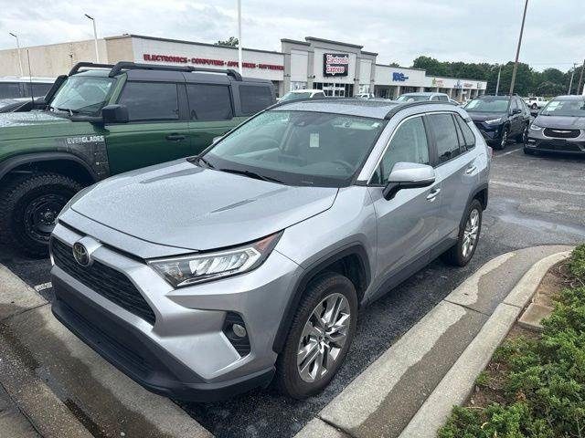 2019 Toyota RAV4 XLE Premium FWD photo