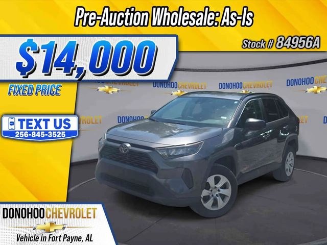 2019 Toyota RAV4 LE FWD photo