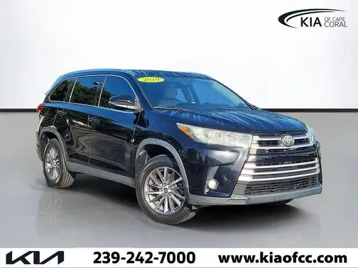 2019 Toyota Highlander XLE FWD photo
