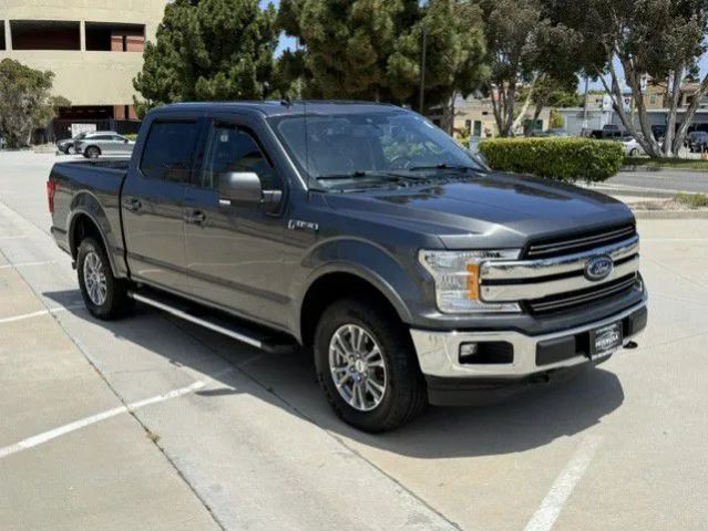 2020 Ford F-150 LARIAT 4WD photo
