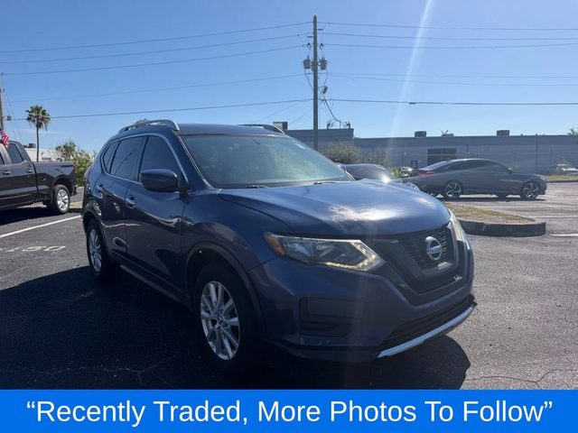 2018 Nissan Rogue SV FWD photo
