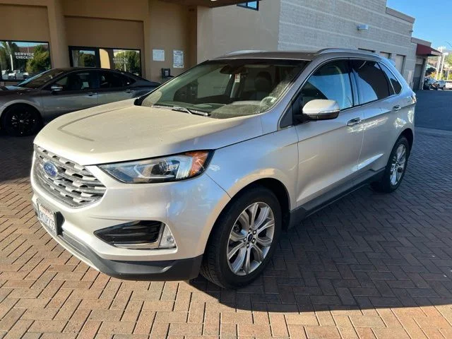 2019 Ford Edge Titanium FWD photo