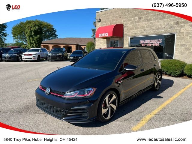 2019 Volkswagen Golf GTI SE FWD photo