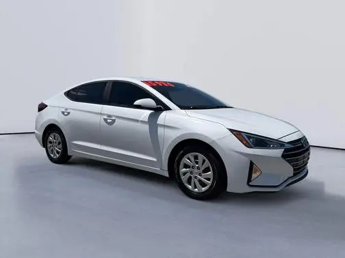 2020 Hyundai Elantra SE FWD photo
