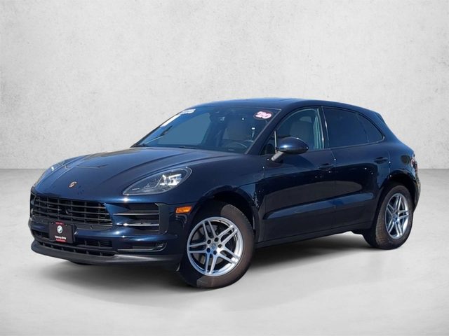 2020 Porsche Macan AWD photo