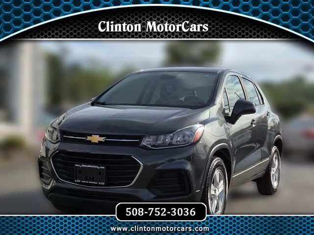 2020 Chevrolet Trax LS AWD photo