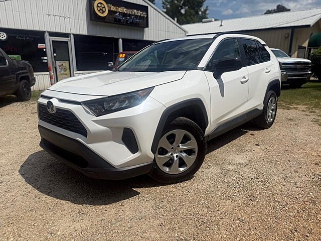 2019 Toyota RAV4 LE FWD photo