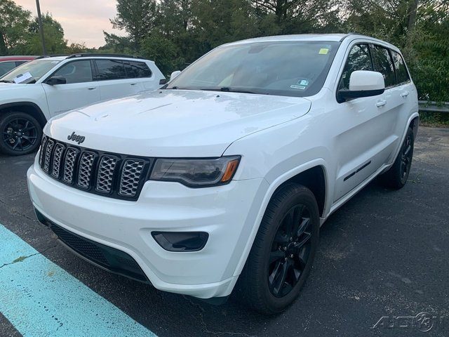 2020 Jeep Grand Cherokee Altitude 4WD photo