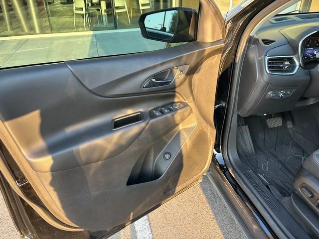 2020 Chevrolet Equinox LT FWD photo