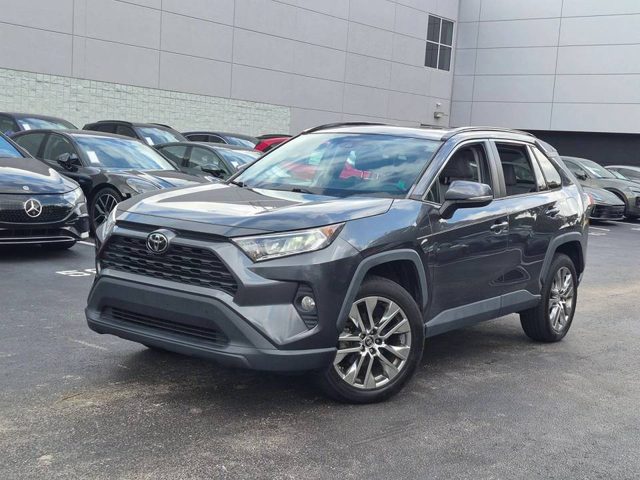 2019 Toyota RAV4 XLE Premium FWD photo
