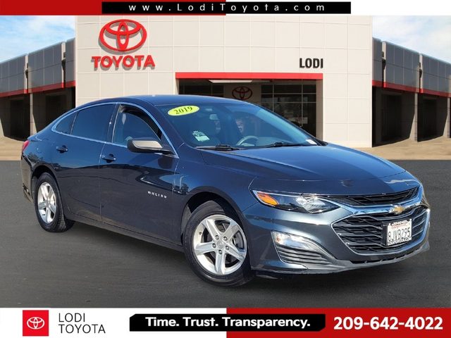 2019 Chevrolet Malibu LS FWD photo