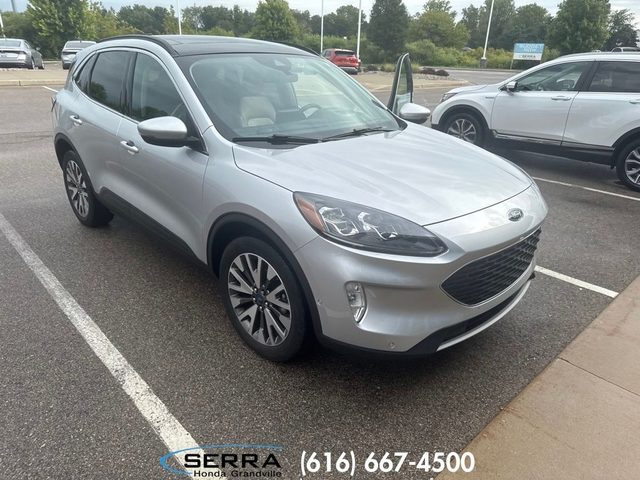 2020 Ford Escape Titanium AWD photo
