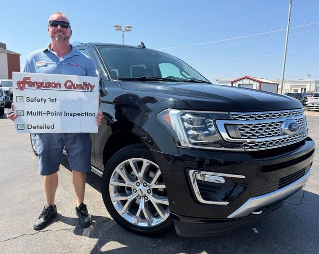 2019 Ford Expedition Platinum 4WD photo