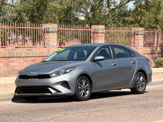 2020 Kia Forte LXS FWD photo